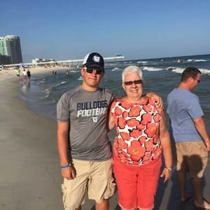 Meet your Posher, Dorothy